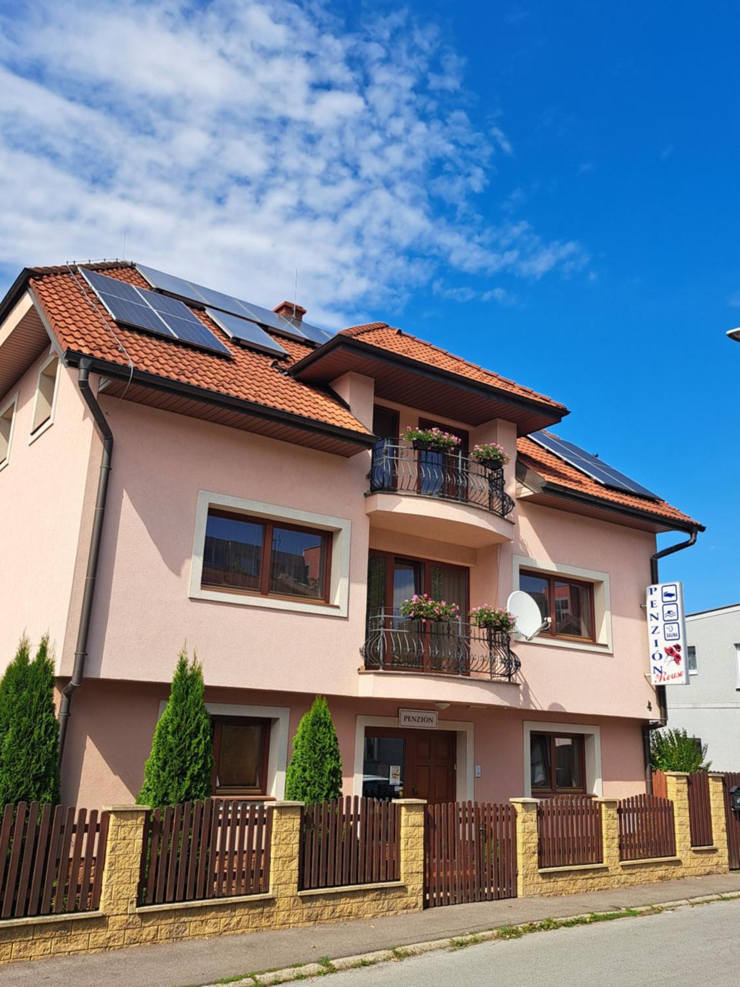 Penzion Rouse Bardejov Exterior foto